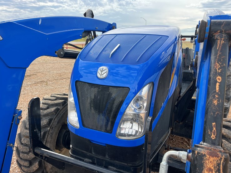 new-holland-workmaster-120-image-4