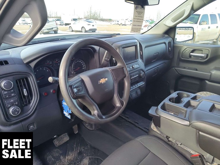 2020-chevrolet-silverado-1500-image-9