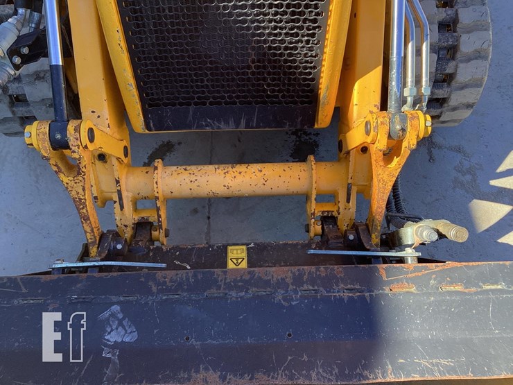 2021-jcb-1cxt-image-9