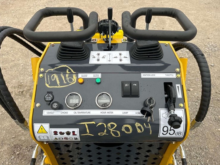 2025-sdlanch-sdll60-stand-on-loader-image-9