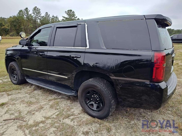 2018-chevrolet-tahoe-image-2