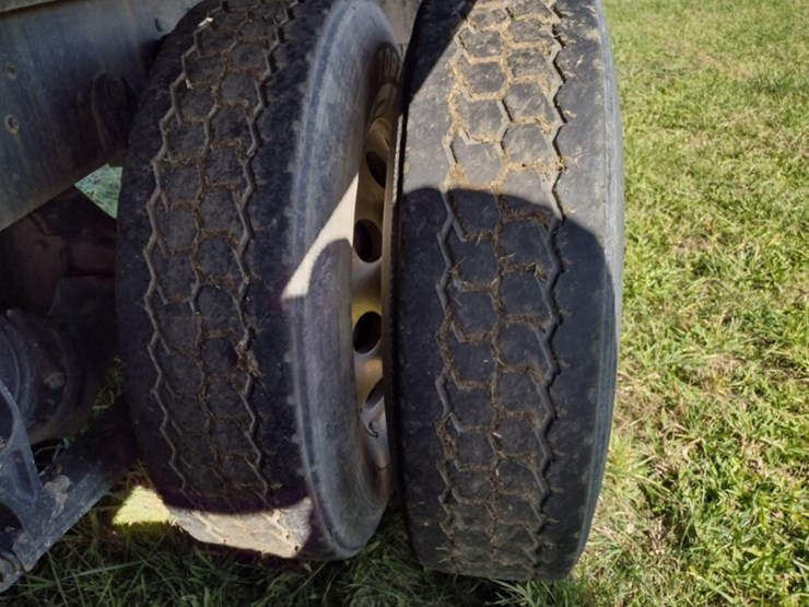 16-international-durastar-4400-image-28