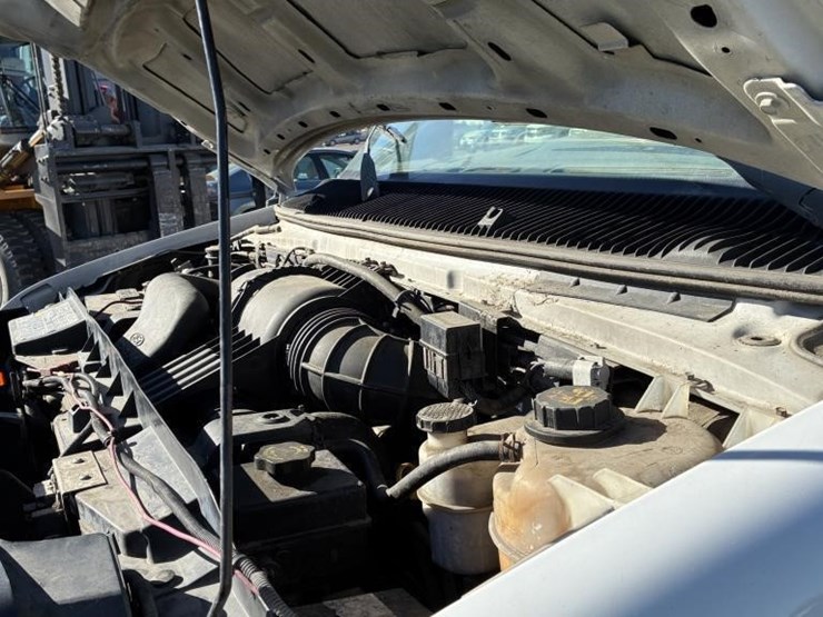 2008-ford-e350-image-8