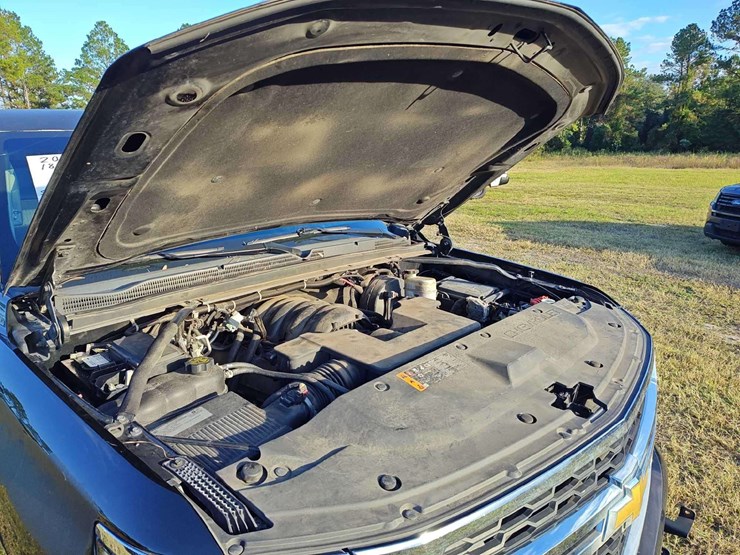 2019-chevrolet-tahoe-image-9