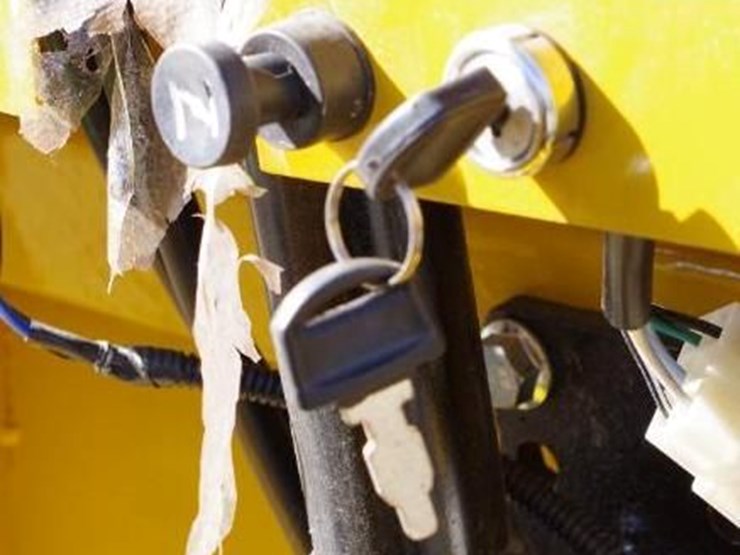 2025-agt-industrial-wheel-loader,-rato-gasoline-engine,-23hp,-39"-bucket,-articulating-steer...-image-7