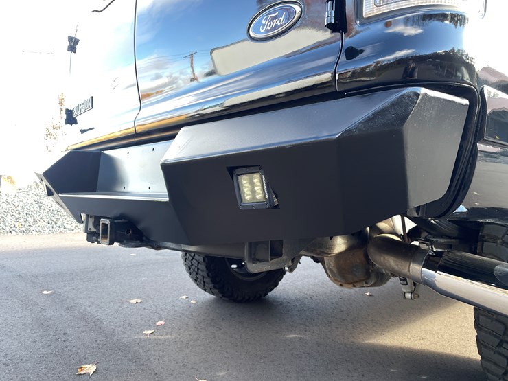 2004-ford-excursion-limited-image-38