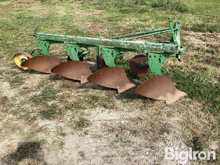 john-deere-3-pt-4-bottom-plow-image-6