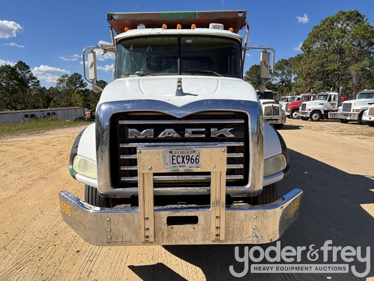 2007-mack-ct713-image-8