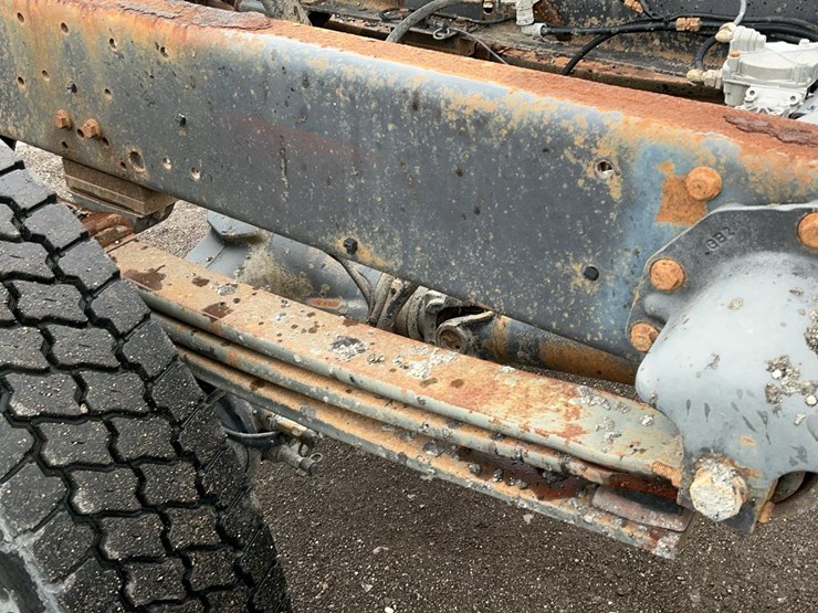 #2001-•-2011-mack-midlum-truck-chassis-image-36