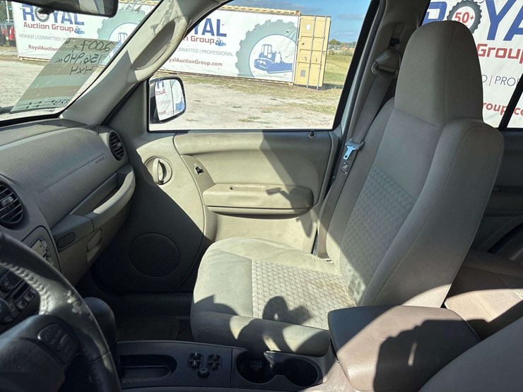 2007-jeep-liberty-image-20