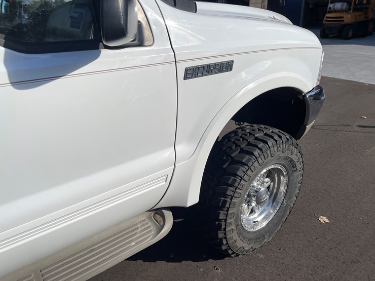 2002-ford-excursion-limited-image-54