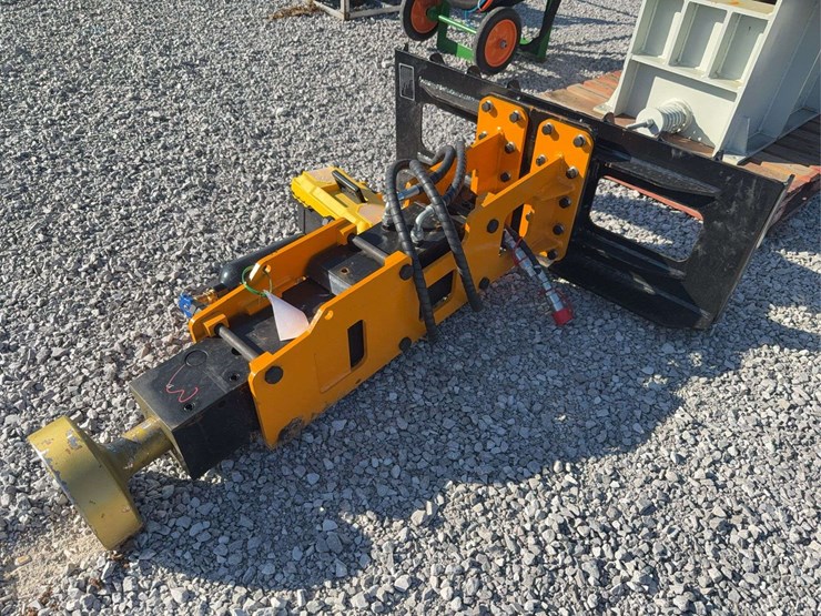 skid-steer-post-pounder-image-1