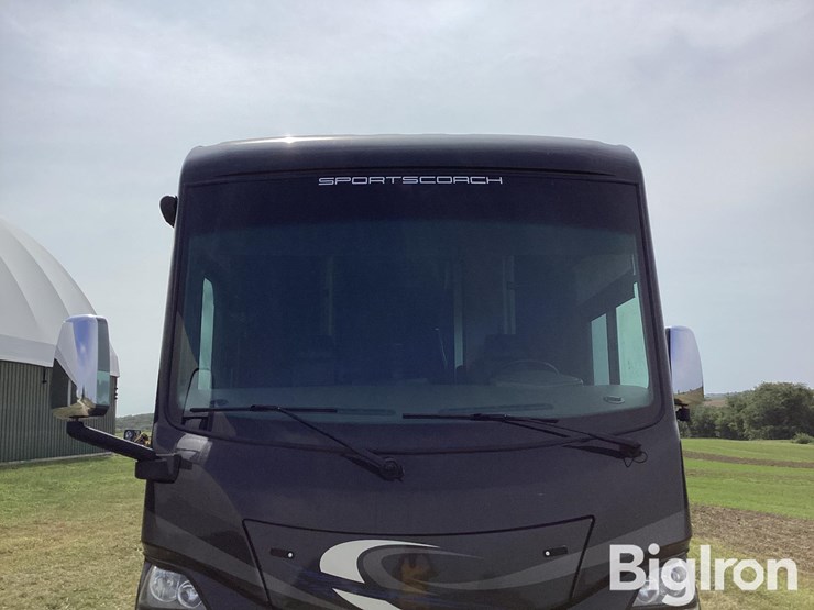 2016-coachmen-340xcr-sports-coach-cross-country-motorhome-image-13