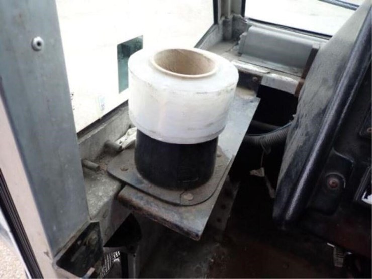 2008-freightliner-mt55-image-22