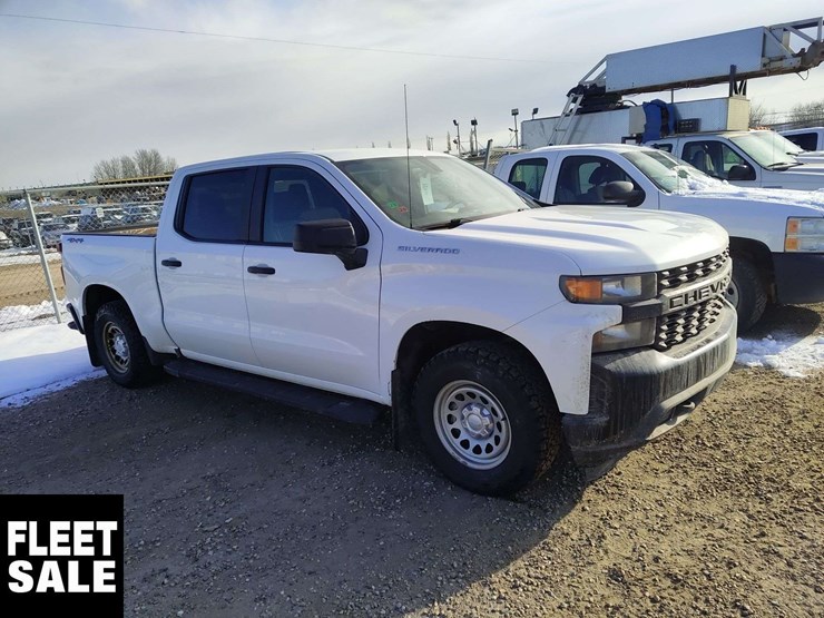 2020-chevrolet-silverado-1500-image-2