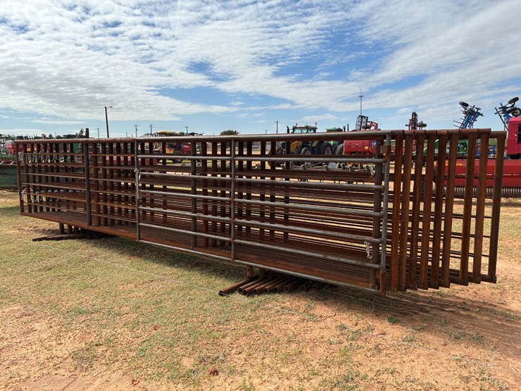 #t8212-•-(10)-cattle-panels-image-1