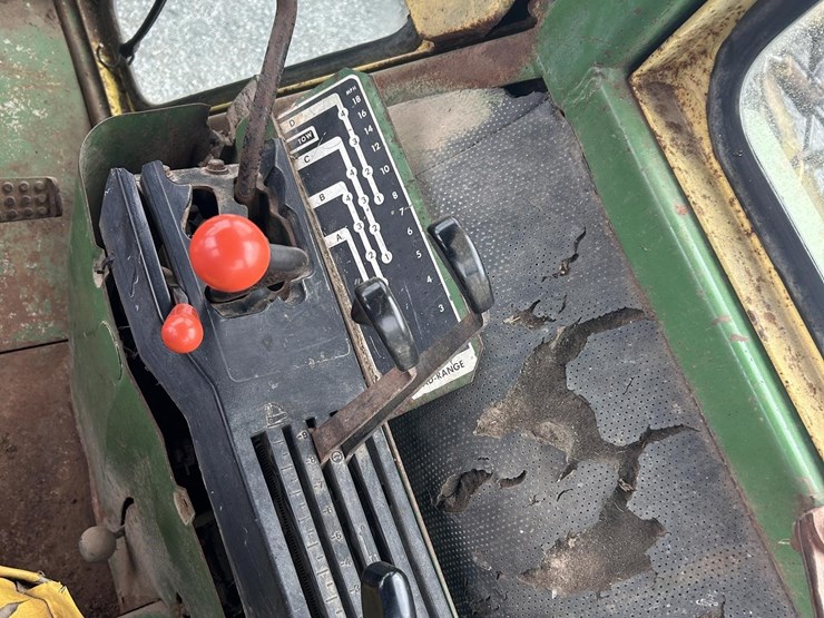 john-deere-4230-image-12