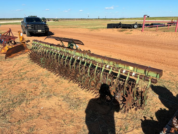 john-deere-400-image-4