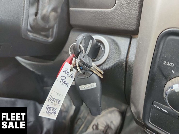 2016-ram-2500-slt-image-27