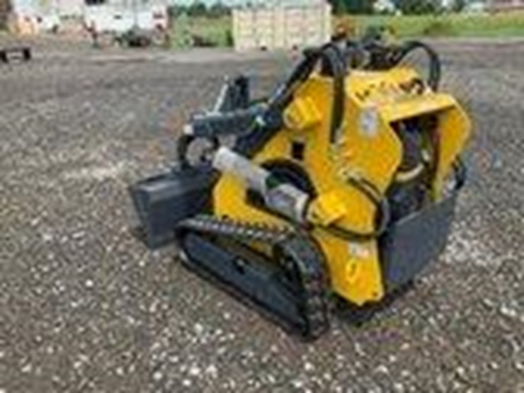 #1009-•-unused-landhero-mini-skid-steer-loader-image-3