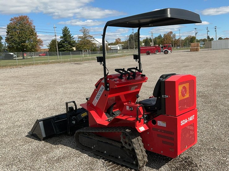 #1000-•-sda140t-mini-skid-steer-loader-with-bucket-&-fork-attachments-image-8