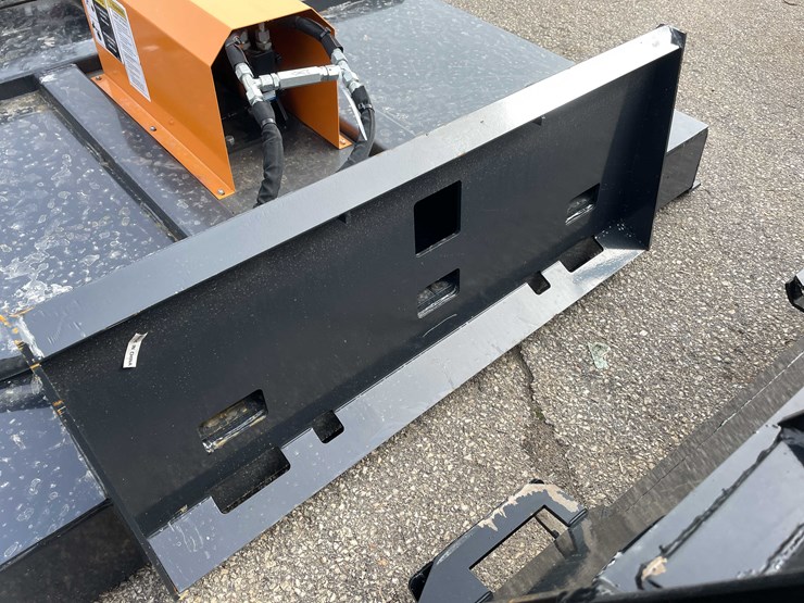 #14005-•-unused-72"-wolverine-skid-steer-brush-mower-(o11)-image-5