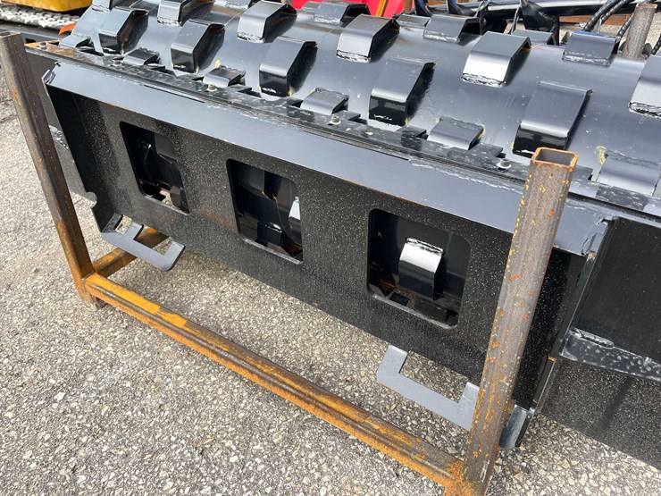 #14004-•-unused-59"-skid-steer-sheepsfoot-hydraulic-vibratory-(o12)-image-10