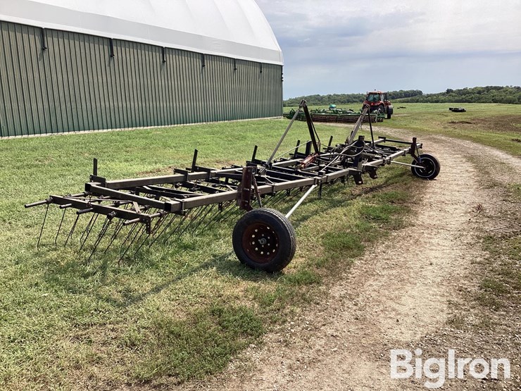 30'-folding-tine-weeder-image-3