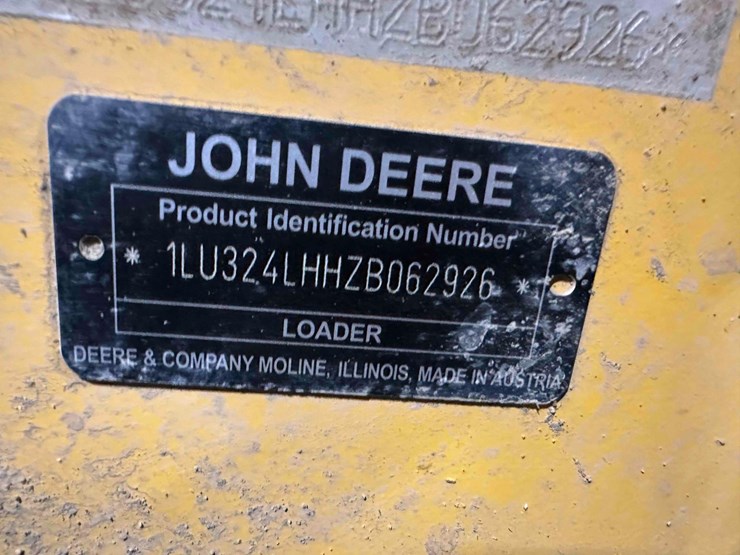 john-deere-324-image-3
