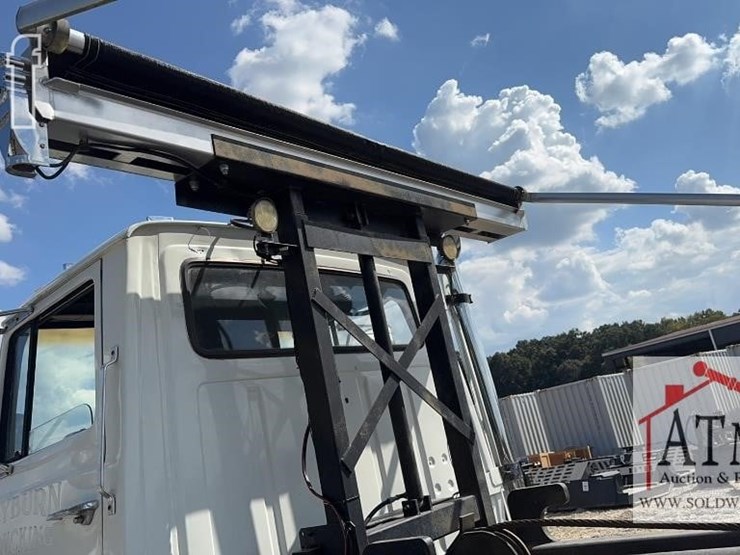 1985-ford-lnt9000-image-15