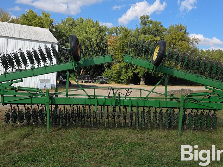 john-deere-40-image-2