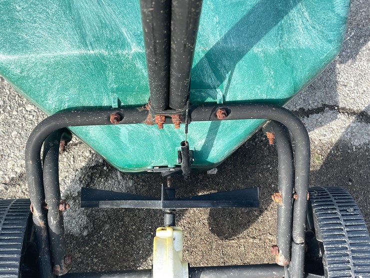 #14024-•-pull-type-lawn-spreader-(o3)-image-18