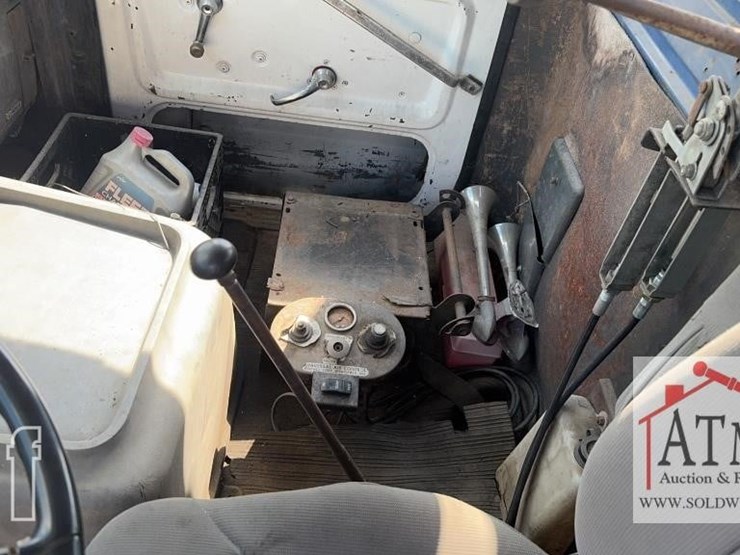 1985-ford-lnt9000-image-24