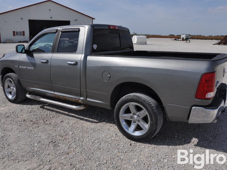 2012-ram-1500-big-horn-image-7