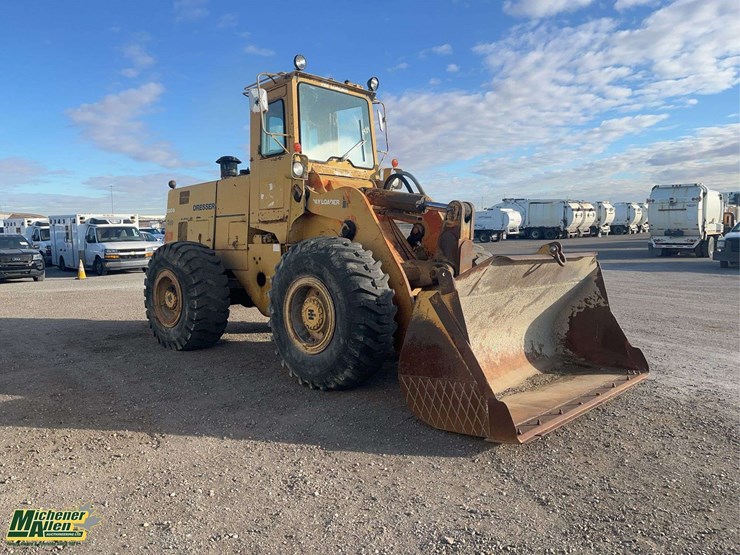 1979-dresser-530b-wheel-loader-image-6