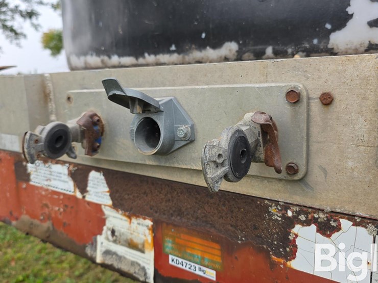 1999-fontaine-drop-deck-liquid-tender-trailer-image-13