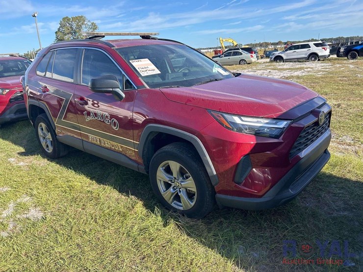 2023-toyota-rav4-image-2