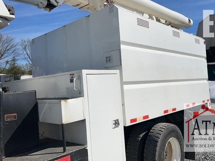 2005-international-durastar-4300-image-5