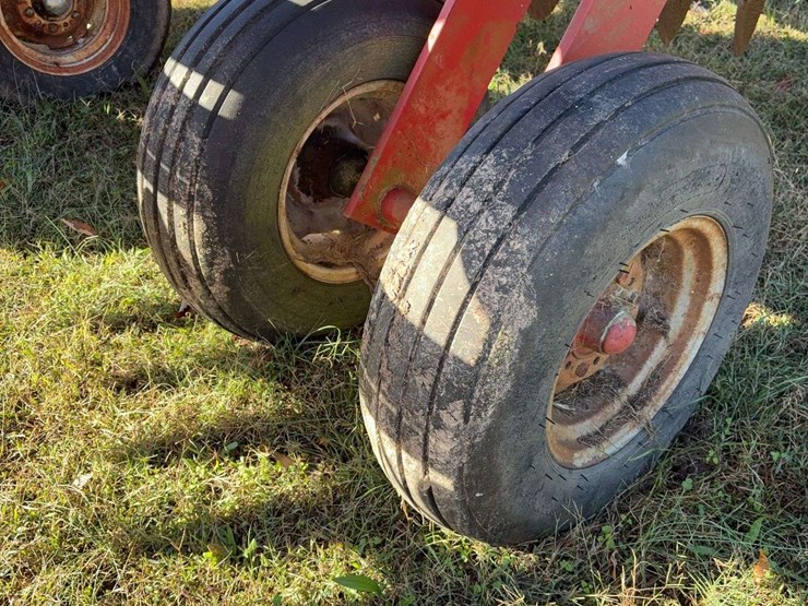 case-496-disk,-7-1/2''-spacing,-16''-blades-tandem-axle-on-frame,-rear-hitch,,-s/n--016019.-image-10