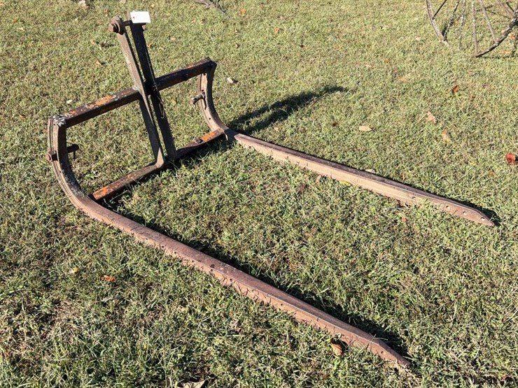 3pt-bale-carriers-image-1