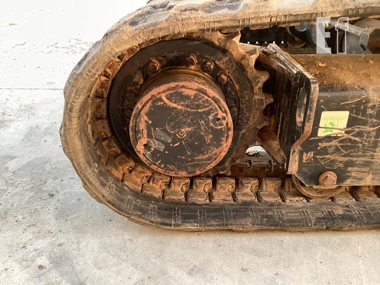 2021-caterpillar-302.7cr-image-13