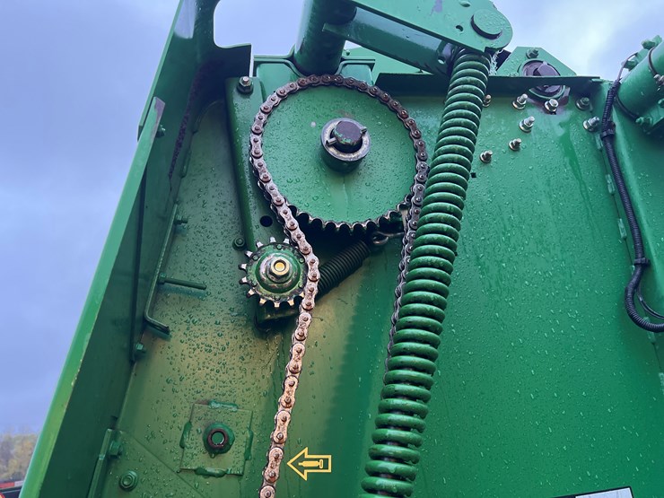 john-deere-566-image-11