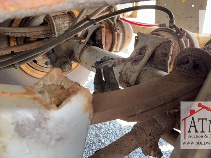 2004-cheetah-20'-chassis-image-10