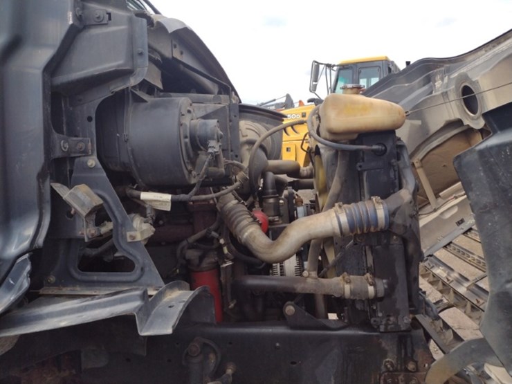 97-ford-l8501-image-16