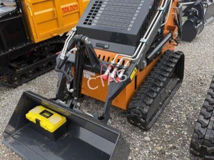 #67-•-land-honor-mini-skid-steer-loader-image-1