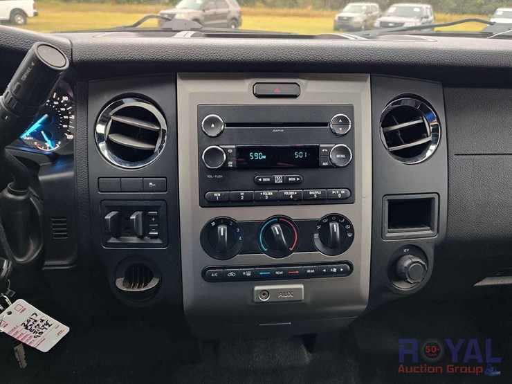 2017-ford-expedition-image-19