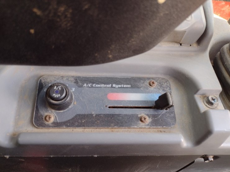 kubota-svl65-image-9