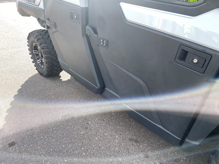 2021-polaris-ranger-crew-image-35