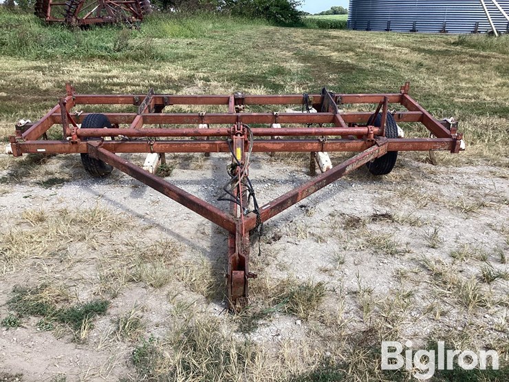 international-11-image-2