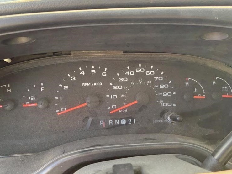 2008-ford-e350-image-18